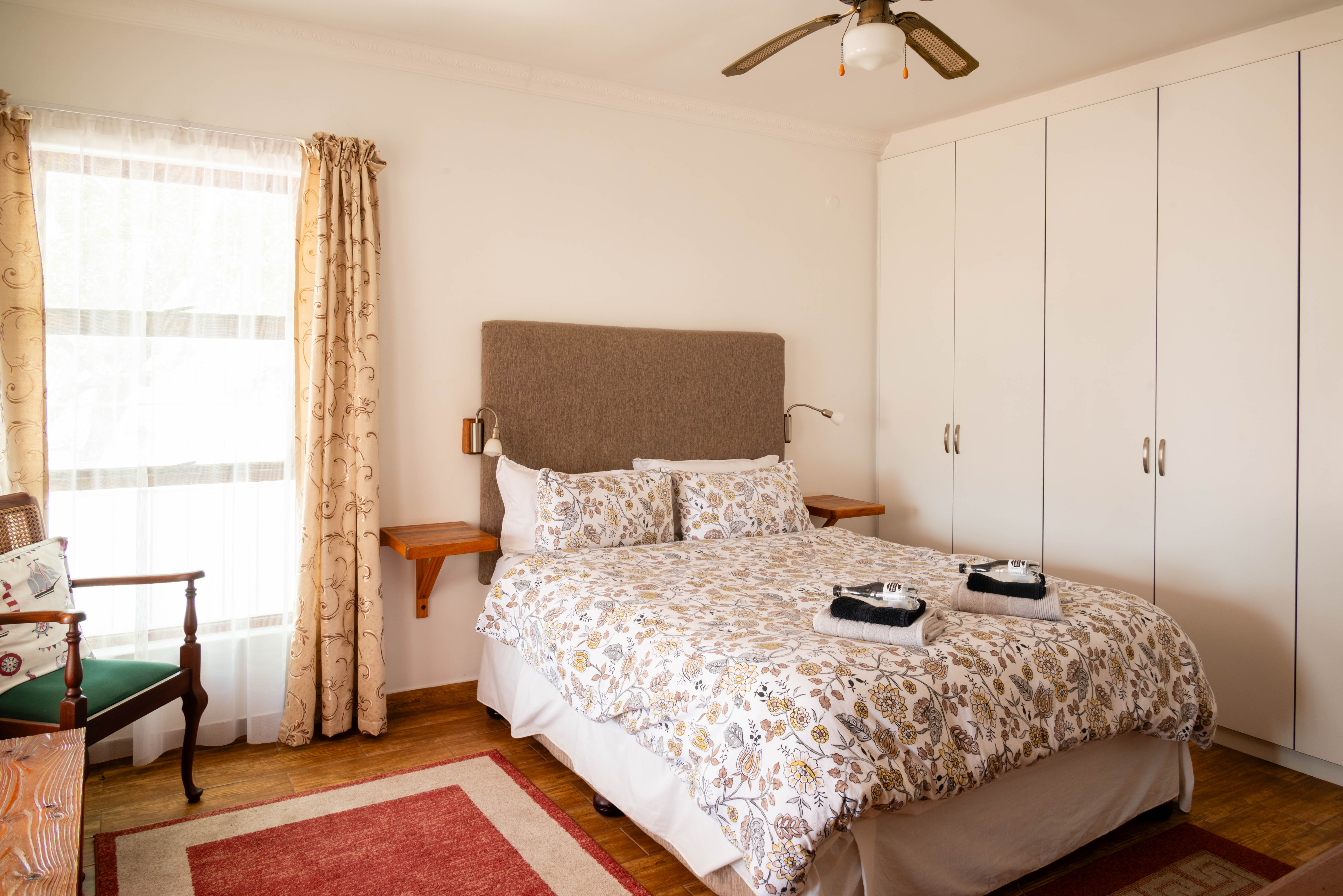 Cottage Main Bedroom